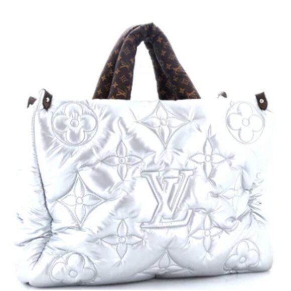 Louis Vuitton Pillow OnTheGo Tote Monogram Quilted Econyl Nylon GM - Silver - Picture 2 of 6